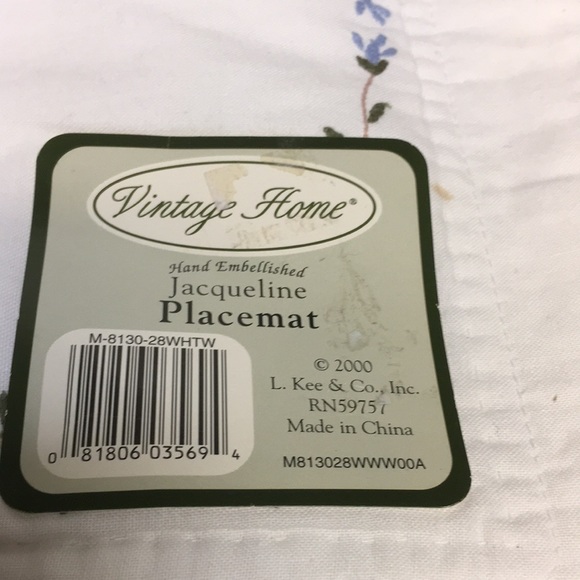 Jacqueline placemats set of 4 - Picture 2 of 3